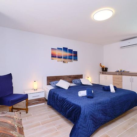 Apartment Kaleta Sveti Jakov Luaran gambar