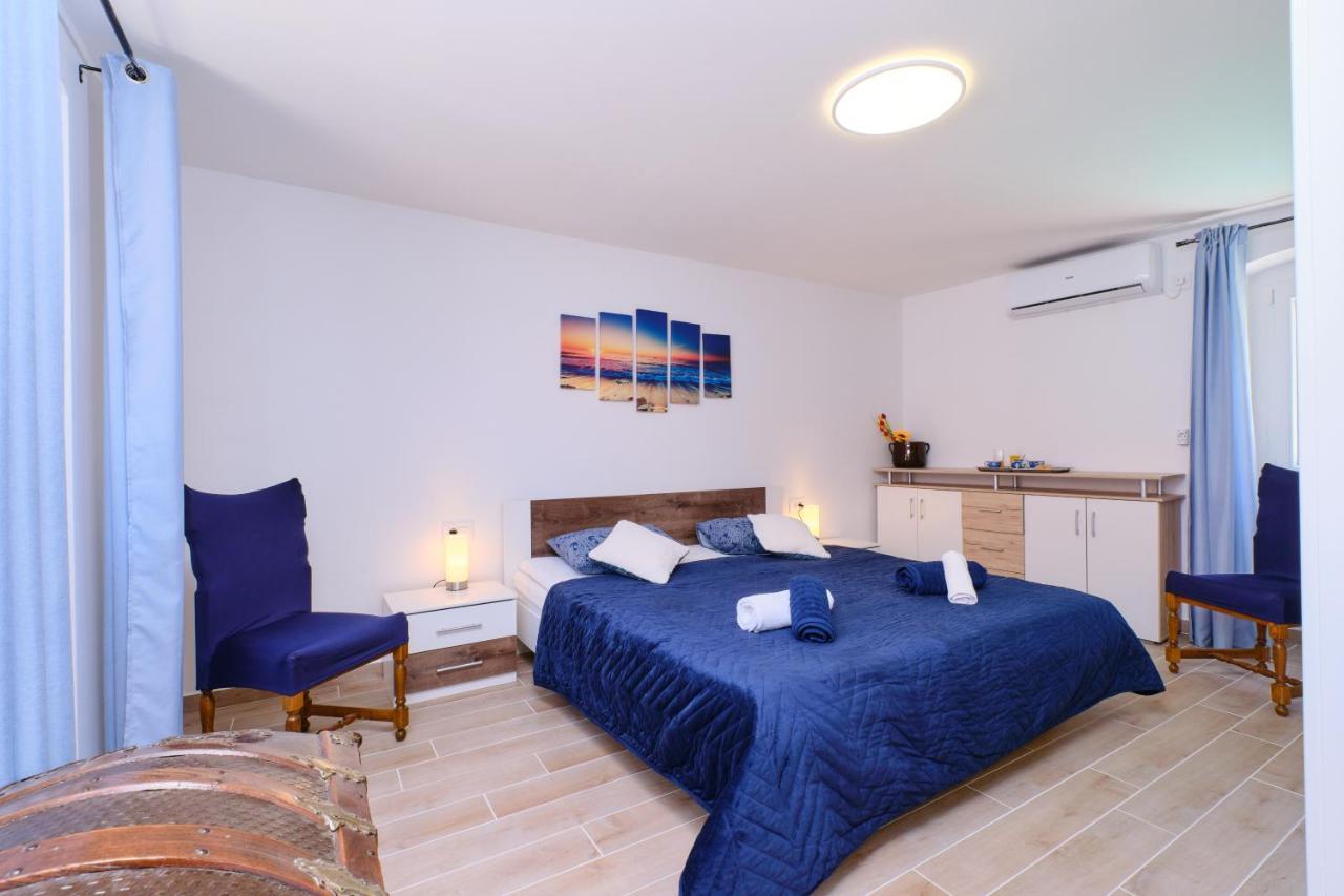 Apartment Kaleta Sveti Jakov Luaran gambar