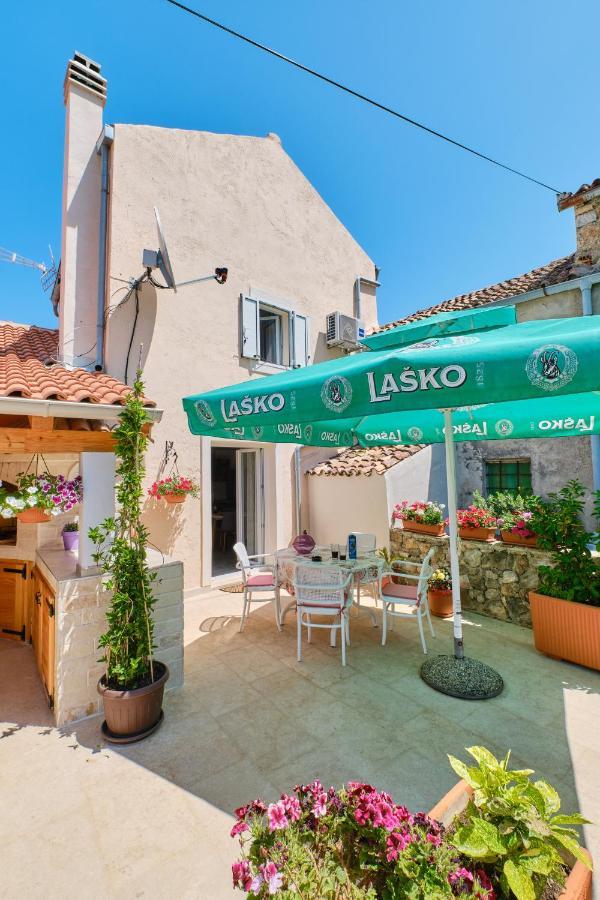 Apartment Kaleta Sveti Jakov Luaran gambar