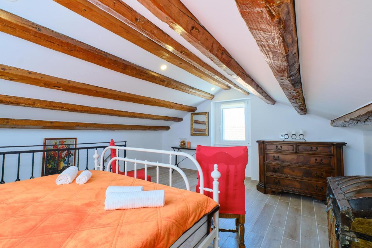 Apartment Kaleta Sveti Jakov Luaran gambar